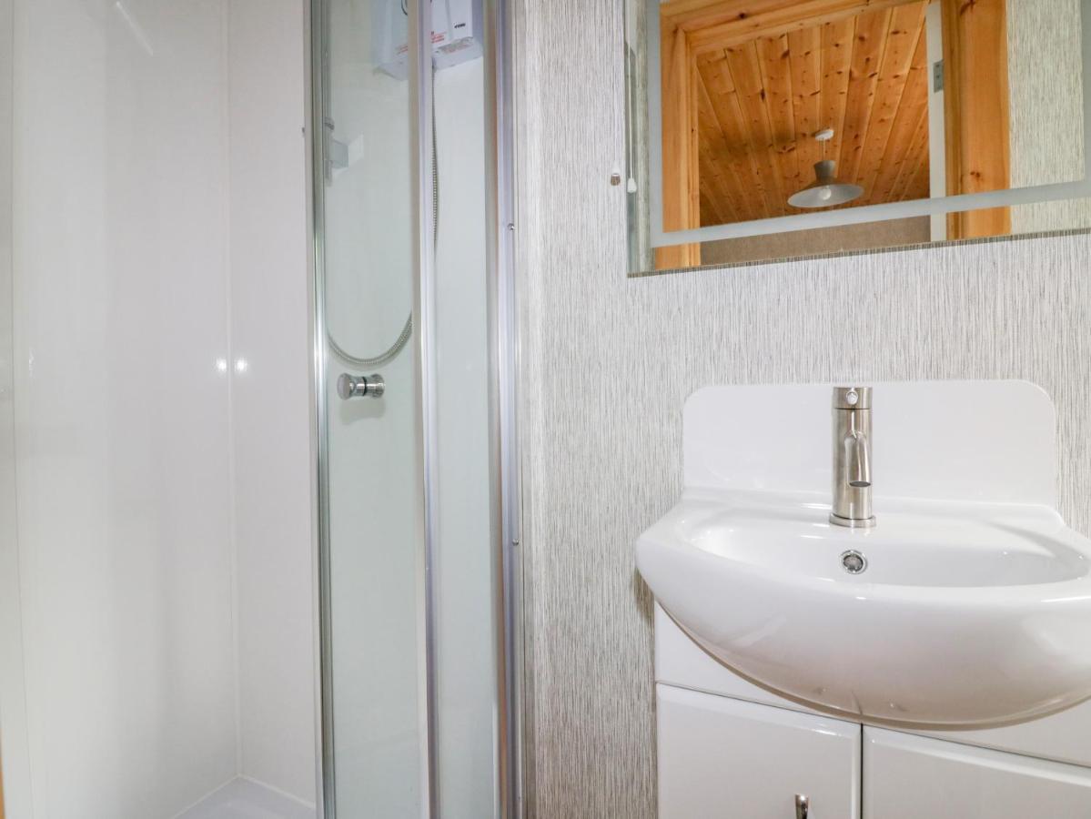 Lodge Two Труро Екстер'єр фото