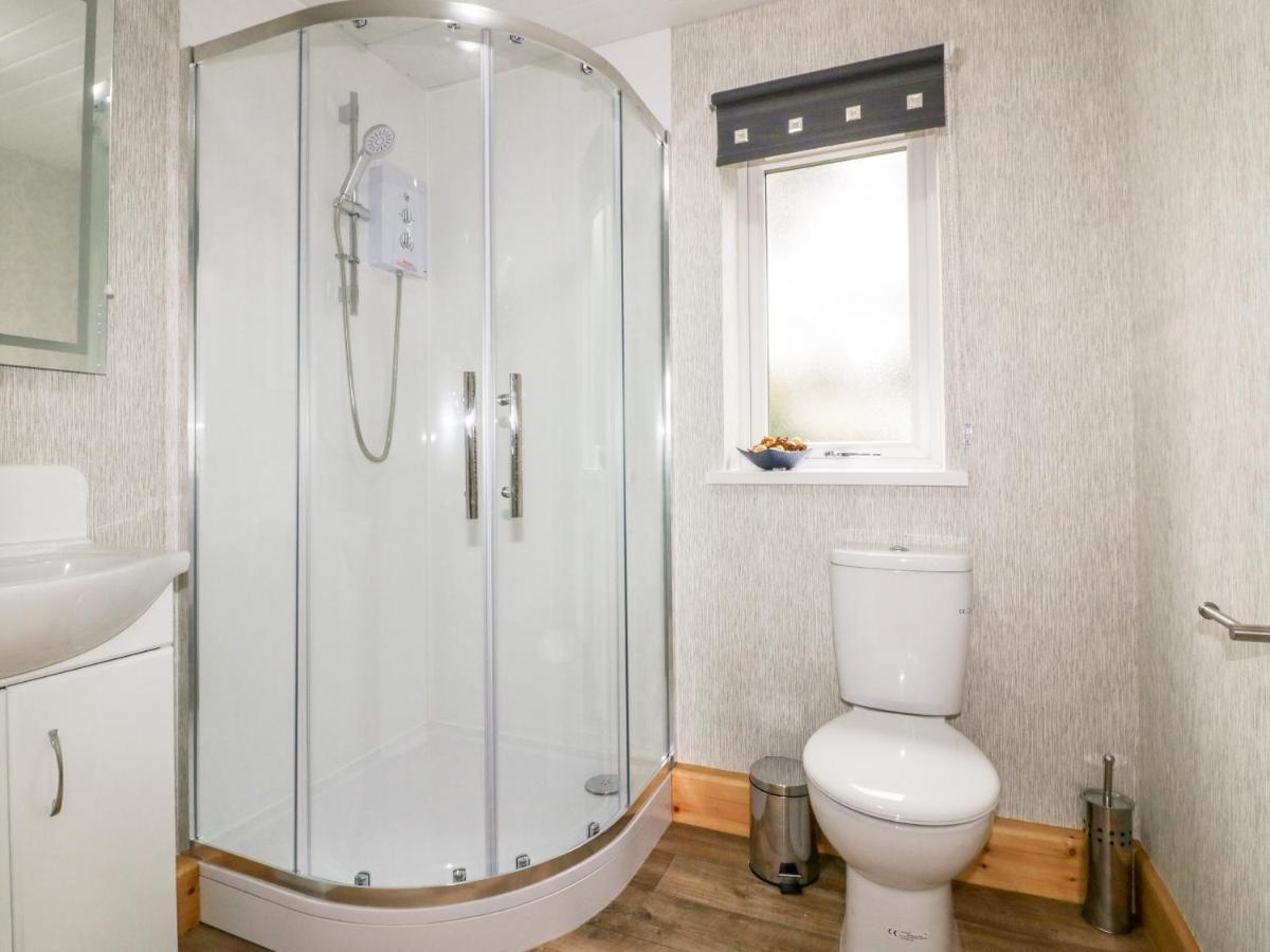 Lodge Two Труро Екстер'єр фото